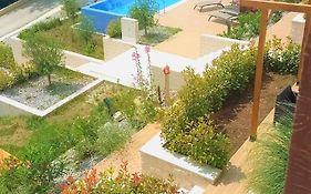 Cozy Apartments With Pool And Splendid Seaview